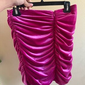 Barbie pink ZARA skirt. never worn. High quality & heavy material. Ruffle pink